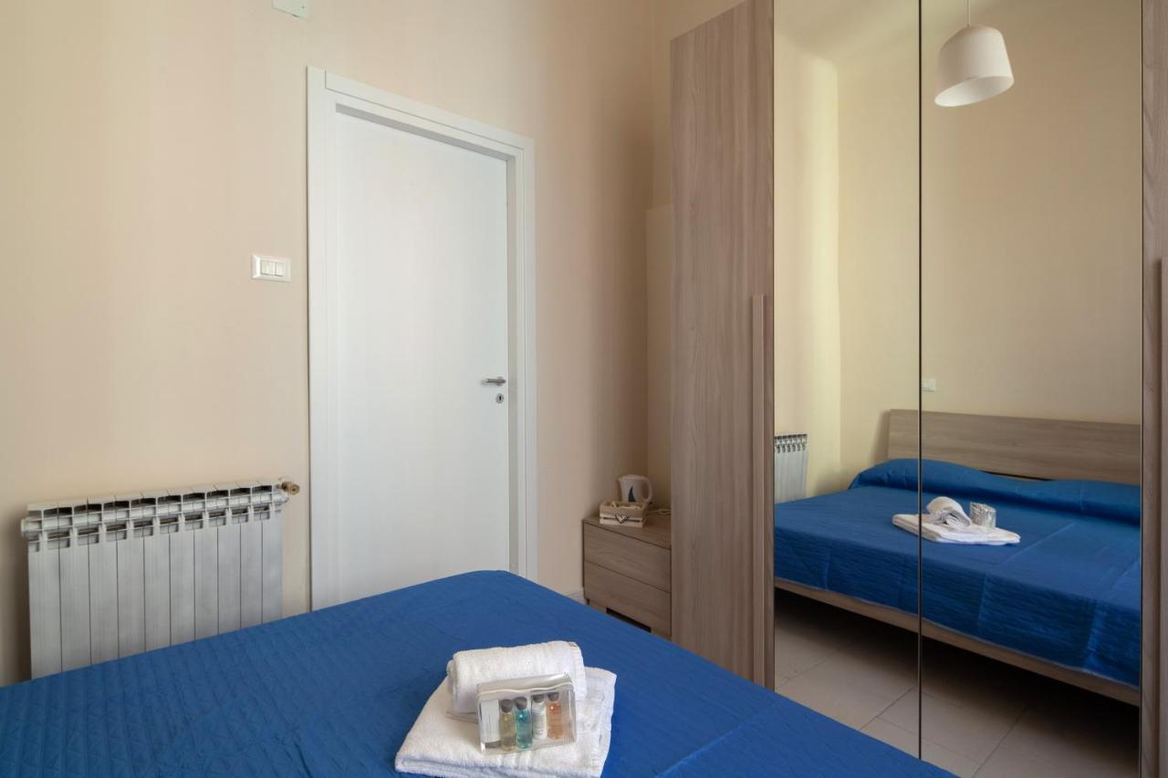 Rent Rooms Специя Екстериор снимка
