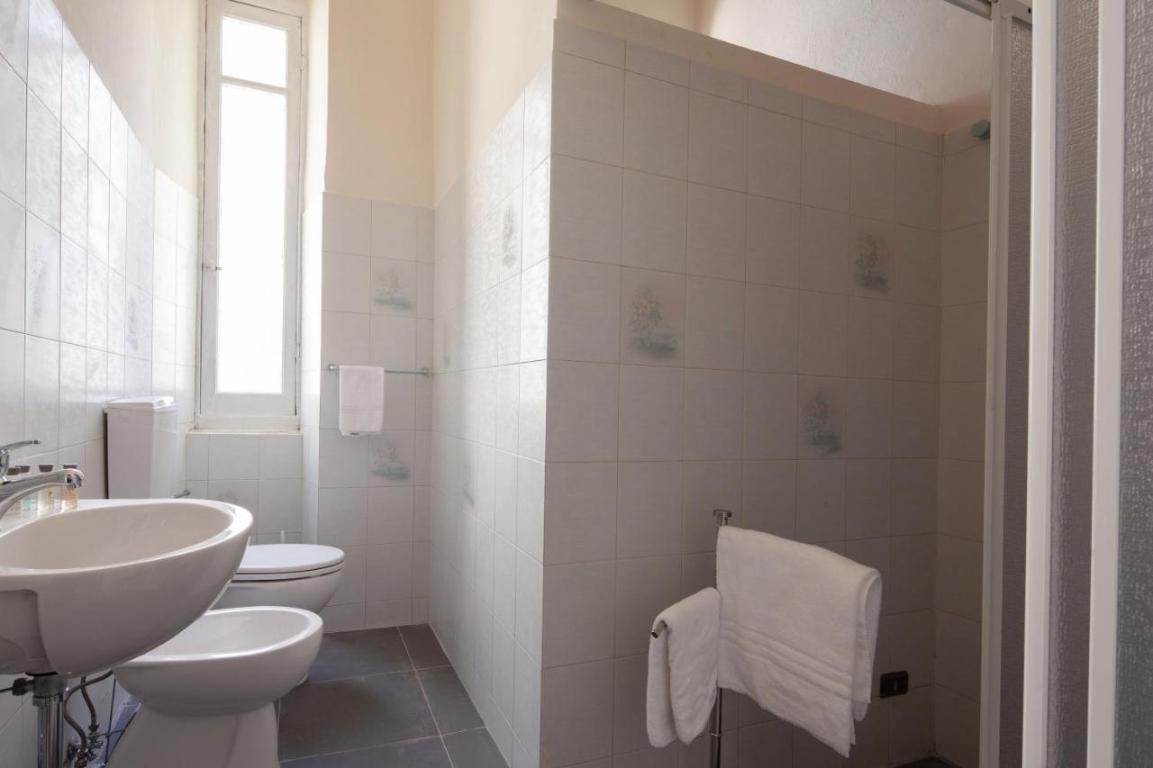 Rent Rooms Специя Екстериор снимка