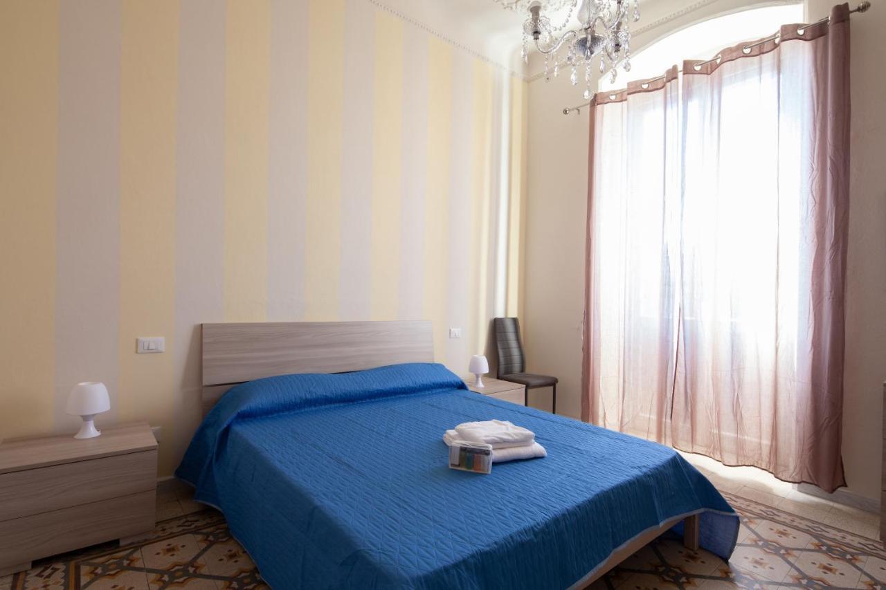 Rent Rooms Специя Екстериор снимка